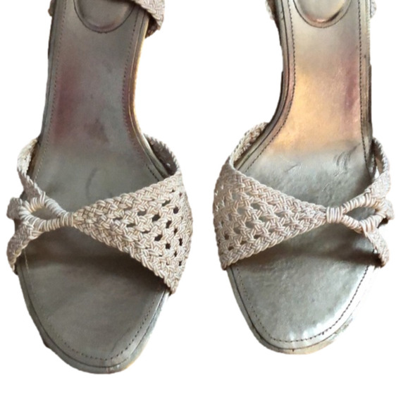 Cole Haan Cream Colored Macrame, Cork Heeled Sandals. Size 7.5-8. - Picture 4 of 8